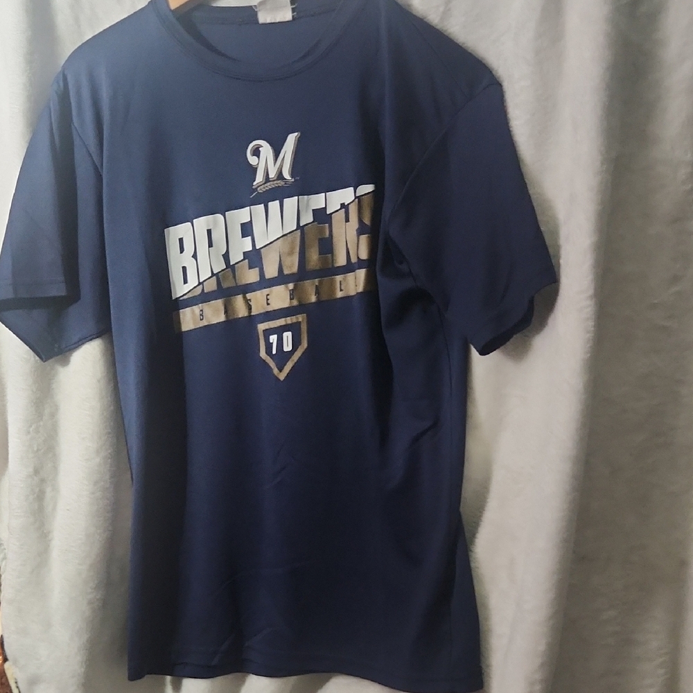 Milwaukee Brewers Baseball Navy T-Shirt Size‎ M unisex